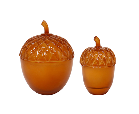 Scented Candle in Pinecone Glass